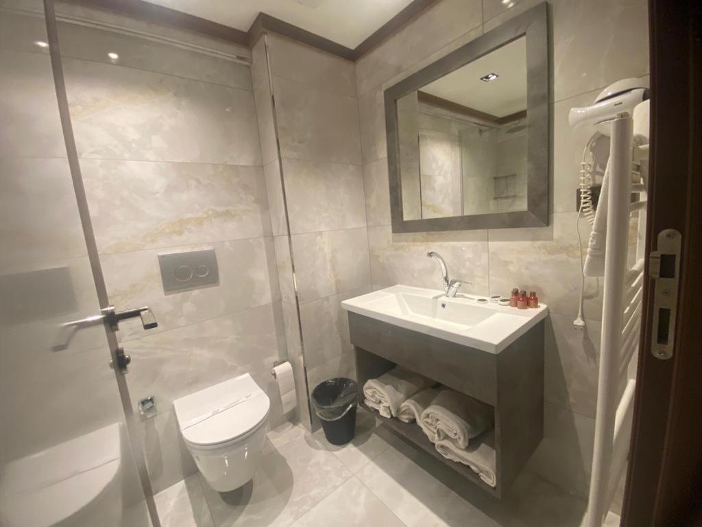 Hotel Evim *